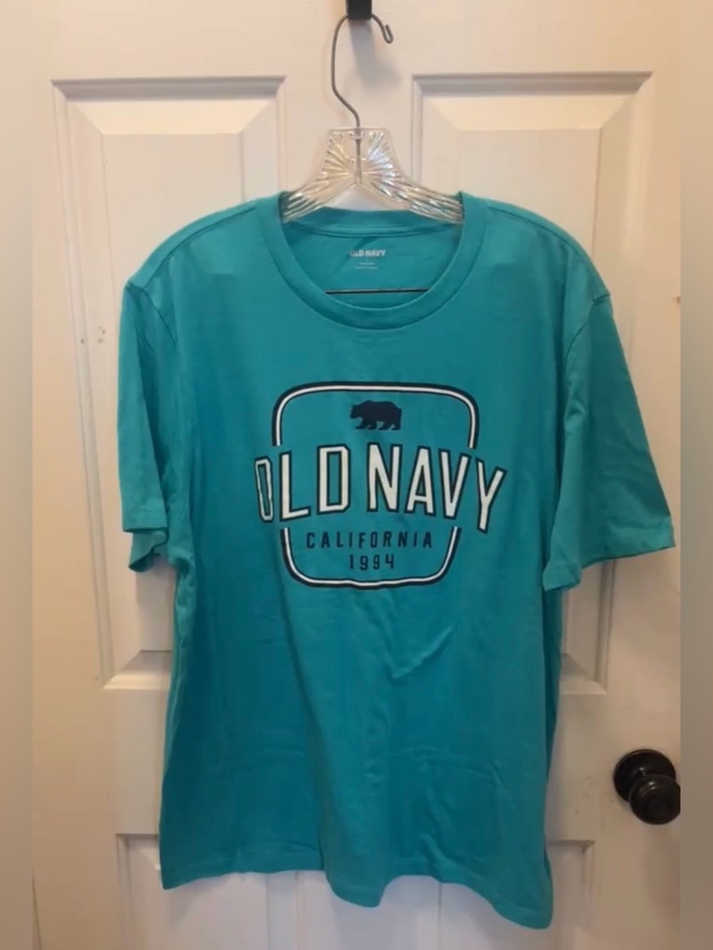 $ FIRM - EUC Old Navy Men’s Soft-Washed Tee - Riviera - Size: Large
